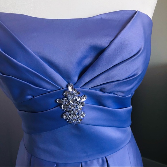 Long purple strapless Prom/Grad/Formal evening/Bridesmaid dress - Picture 3 of 6